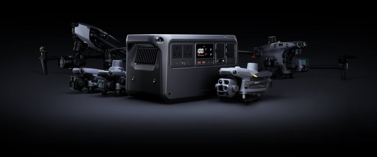 tram-sac-di-dong-dji-power-1000-v2-2600w-1024wh-2.jpg