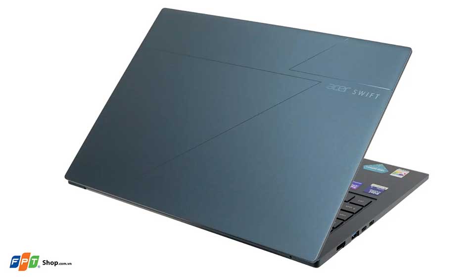 Trên tay Acer Swift Go 14 AI - 04