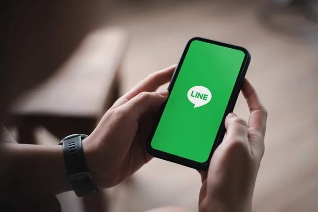 Cách đưa cuộc trò chuyện LINE ra màn hình điện thoại Android