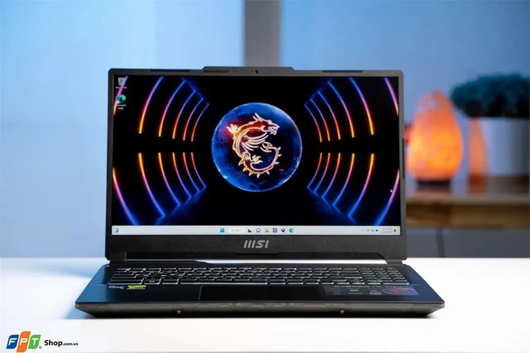 Đánh giá MSI Gaming Cyborg 15 A12VF-267VN: Chiến binh xung trận