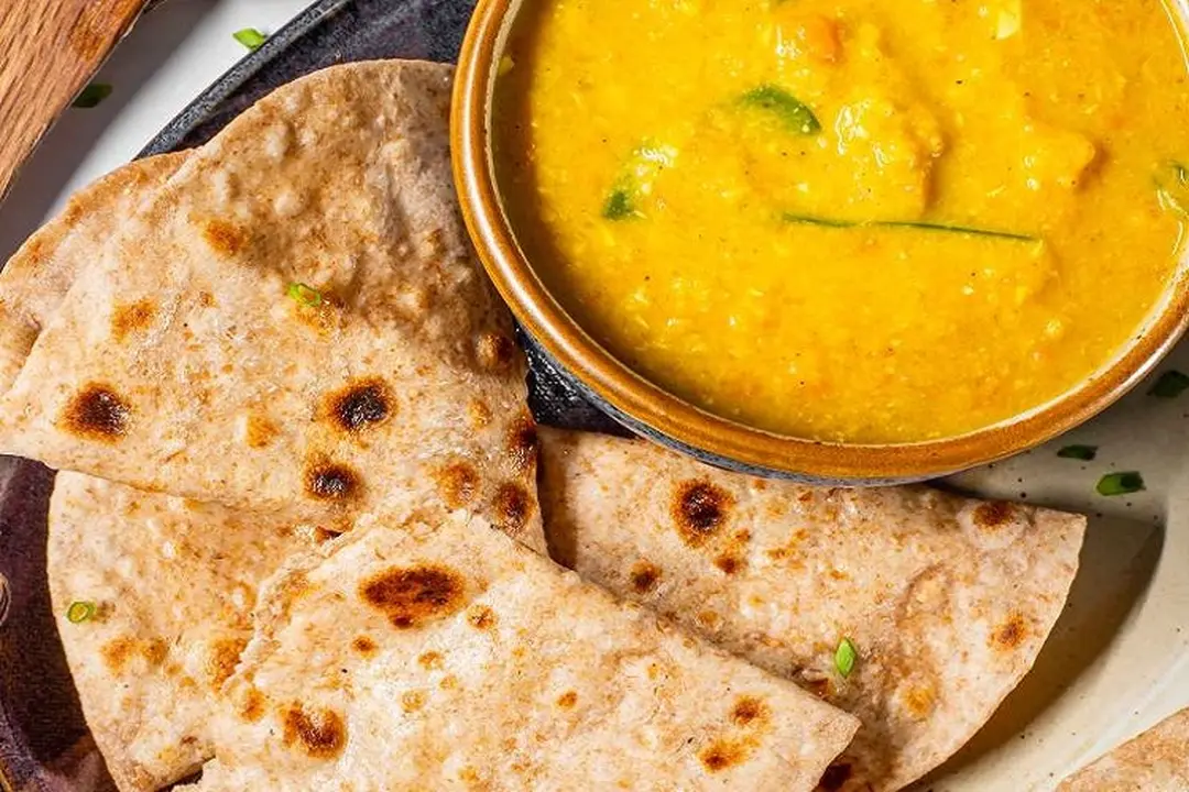 Bánh roti Ấn Độ là bánh gì? Cách làm món bánh mì dẹt truyền thống của ...