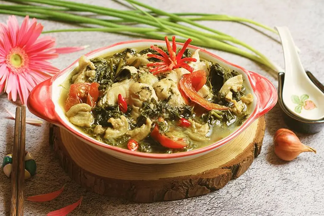 Cách làm canh rau sắn nấu cá - đặc sản đất tổ Phú Thọ