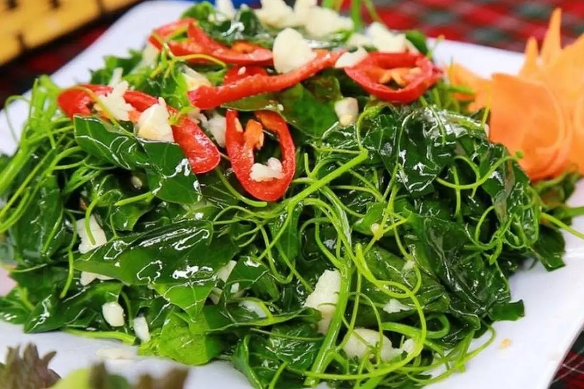 Rau bò khai xào tỏi của người vùng cao, bạn đã thử chưa?