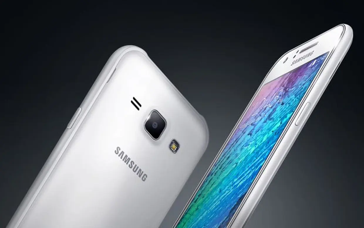 “Gặp gỡ” smartphone chiến lược Galaxy J5 và Galaxy J7