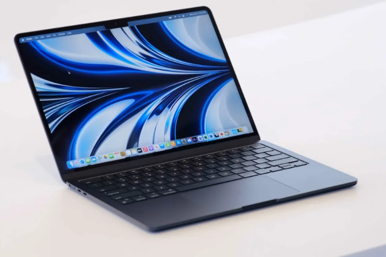 Đánh giá MacBook Pro M2: Hiệu năng vượt trội và trải nghiệm tốt