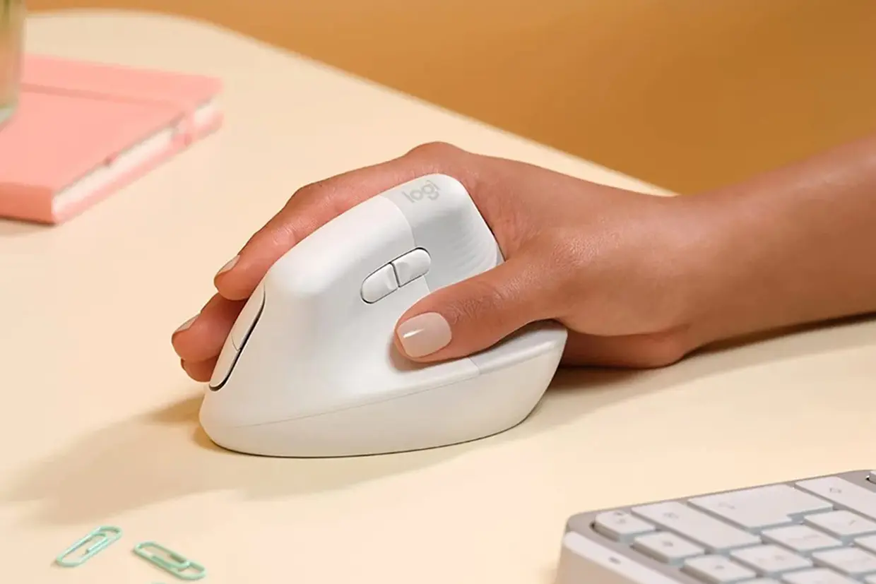 Chuột không dây Logitech M650L | Linh hoạt, pin 24 tháng