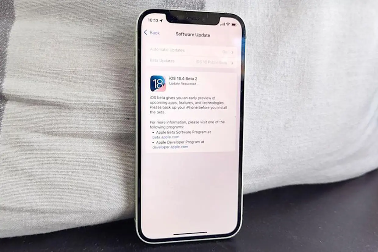 Apple phát hành iOS 18.4 beta 2: Cải tiến hiệu suất, giao diện tùy ...