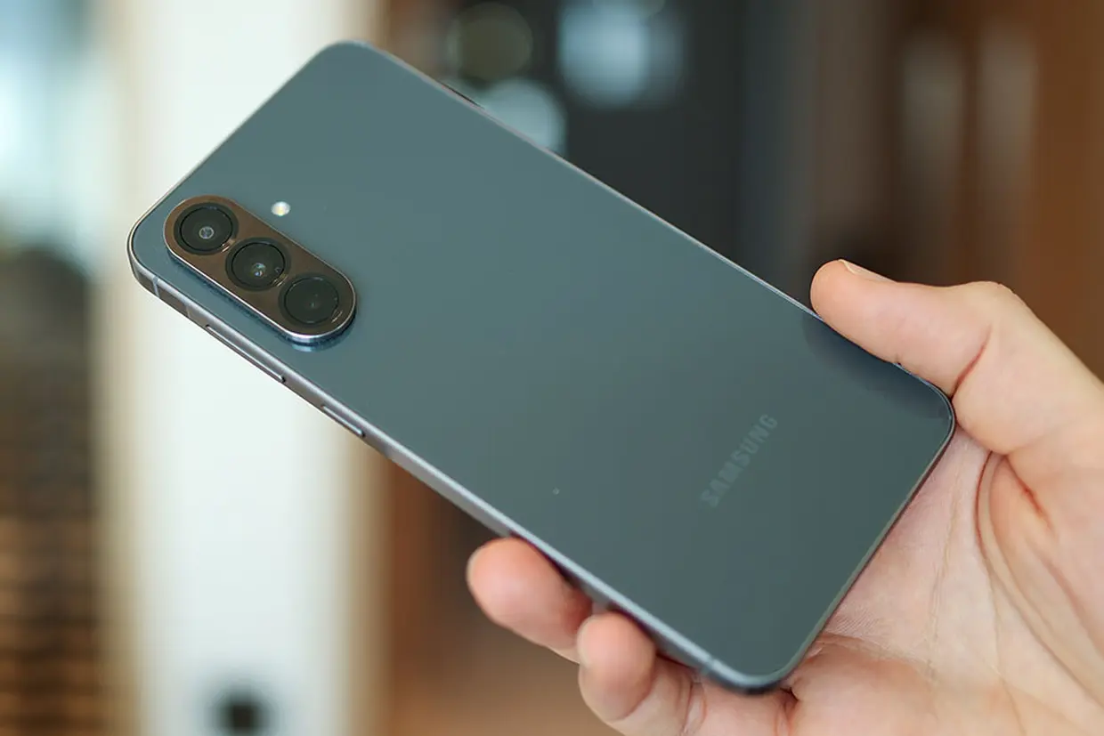 Trên tay Samsung Galaxy A56 5G: Cân bằng giữa giá và trải nghiệm