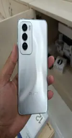 Điện thoại OPPO Reno12 5G 12GB 256GB Bạc CPH2625