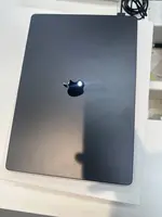 Màn hình Apple Studio Display 27 - Nano-Texture Glass- Tilt-Adjustable Stand MYJK3SA/A