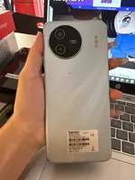 Điện thoại Benco V90 Plus 4GB 64GB Bạc Xanh