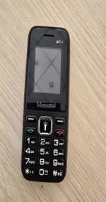 Điện thoại Masstel Izi 15 4G Đen (Black)