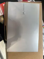 Máy tính xách tay Asus Vivobook M1502NAQ-BQ021W R5-150/16GB/512GB/15.6" FHD/Win11_Bạc