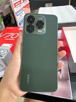 Điện thoại Nubia V70 Design 8GB 128GB Xanh Lá