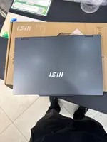 Máy tính xách tay MSI Venture A15 AI A2HMG-003VN R7 260/16GB/512GB/15.6"FHD/Win 11_Xám_Túi