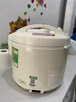 Nồi cơm điện nắp gài Kangaroo 1.2 lit KG12RC1