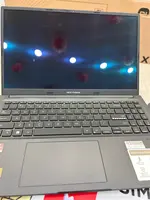 Máy tính xách tay Asus Vivobook M3504YA-L1268W R5-7530U/16GB/512GB/15.6''OLED/Win11_Đen