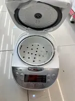 Nồi cơm điện tử Toshiba 1.8 lít RC-18DR3PV(G)