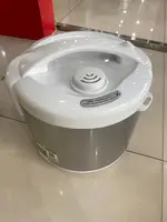 Nồi cơm điện nắp gài Kangaroo 1.8 lít KG18RC3