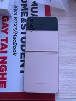 Điện Thoại Di Động Samsung Galaxy Z Flip4 5G 128GB Vàng - F721