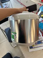 Nồi cơm điện nắp gài Kangaroo 1.8 lít KG18RC3