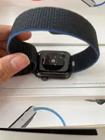 Đồng hồ thông minh Apple Watch SE GPS + Cellular 44mm viền nhôm Xám dây Nylong Đen MYF12VN/A
