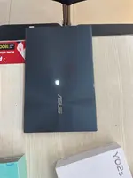 Máy tính xách tay Asus UX425EA-BM069T/i5-1135G7/8GB/512GB/14"FHD/Intel®Iris®Xe/Win10_Xám