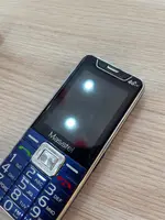 Điện thoại Masstel Izi 55 4G Xanh (Navy)