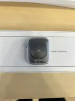Đồng hồ thông minh Apple Watch SE GPS + Cellular 44mm viền nhôm bạc dây Nylon Xanh MYEW2VN/A