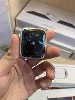 Đồng hồ thông minh Apple Watch SE GPS + Cellular 44mm viền nhôm bạc dây Nylon Xanh MYEW2VN/A