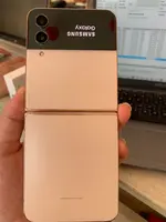 Điện Thoại Di Động Samsung Galaxy Z Flip4 5G 256GB Vàng - F721