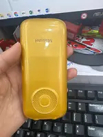Điện thoại Masstel Fami 60 4G Vàng (Gold)