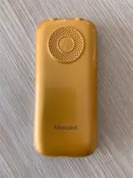 Điện thoại Masstel Fami 60 4G Vàng (Gold)