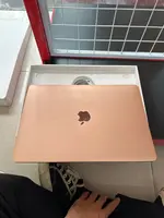 Máy tính xách tay Macbook Air 13 2020 M1/16GB/256GB SSD Vàng Z12A