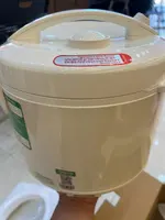 Nồi cơm điện nắp gài Kangaroo 1.2 lit KG12RC1