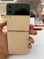 Điện Thoại Di Động Samsung Galaxy Z Flip4 5G 128GB Vàng - F721