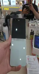 Điện Thoại Di Động Samsung Galaxy Z Flip5 5G 256GB Xanh SM-731B