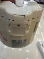 Nồi cơm điện nắp gài Kangaroo 1.2 lit KG12RC1