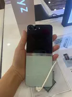 Điện thoại di động Samsung Galaxy Z Flip5 5G 256GB Demo Xanh SM-F731B