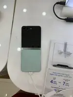 Điện thoại di động Samsung Galaxy Z Flip5 5G 256GB Demo Xanh SM-F731B