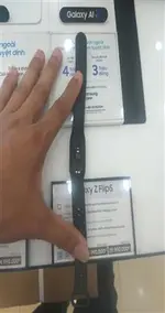 Vòng đeo tay thông minh Xiaomi Smart Band 7 Đen (BHR6004AP)