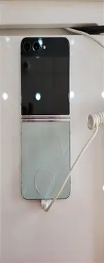 Điện thoại di động Samsung Galaxy Z Flip5 5G 256GB Demo Xanh SM-F731B