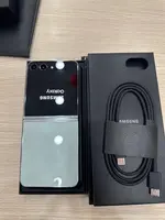 Điện thoại di động Samsung Galaxy Z Flip5 5G 256GB Demo Xanh SM-F731B