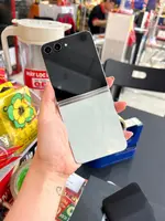 Điện thoại di động Samsung Galaxy Z Flip5 5G 256GB Demo Xanh SM-F731B