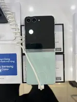 Điện thoại di động Samsung Galaxy Z Flip5 5G 256GB Demo Xanh SM-F731B
