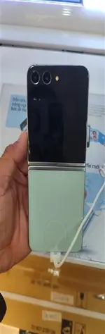 Điện thoại di động Samsung Galaxy Z Flip5 5G 256GB Demo Xanh SM-F731B