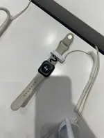 Đồng hồ thông minh Apple Watch SE 2 Demo 40mm GPS viền nhôm vàng 3K596PA/A