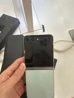 Điện thoại di động Samsung Galaxy Z Flip5 5G 256GB Demo Xanh SM-F731B