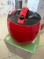 Nồi cơm nắp gài Kangaroo 1.2 lít KG822