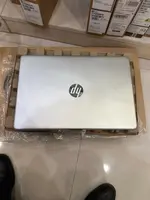 Máy tính xách tay HP 15s-fq2712TU i3 1115G4/8GB/256GB/15.6"FHD/Win 11_Bạc_7C0X2PA